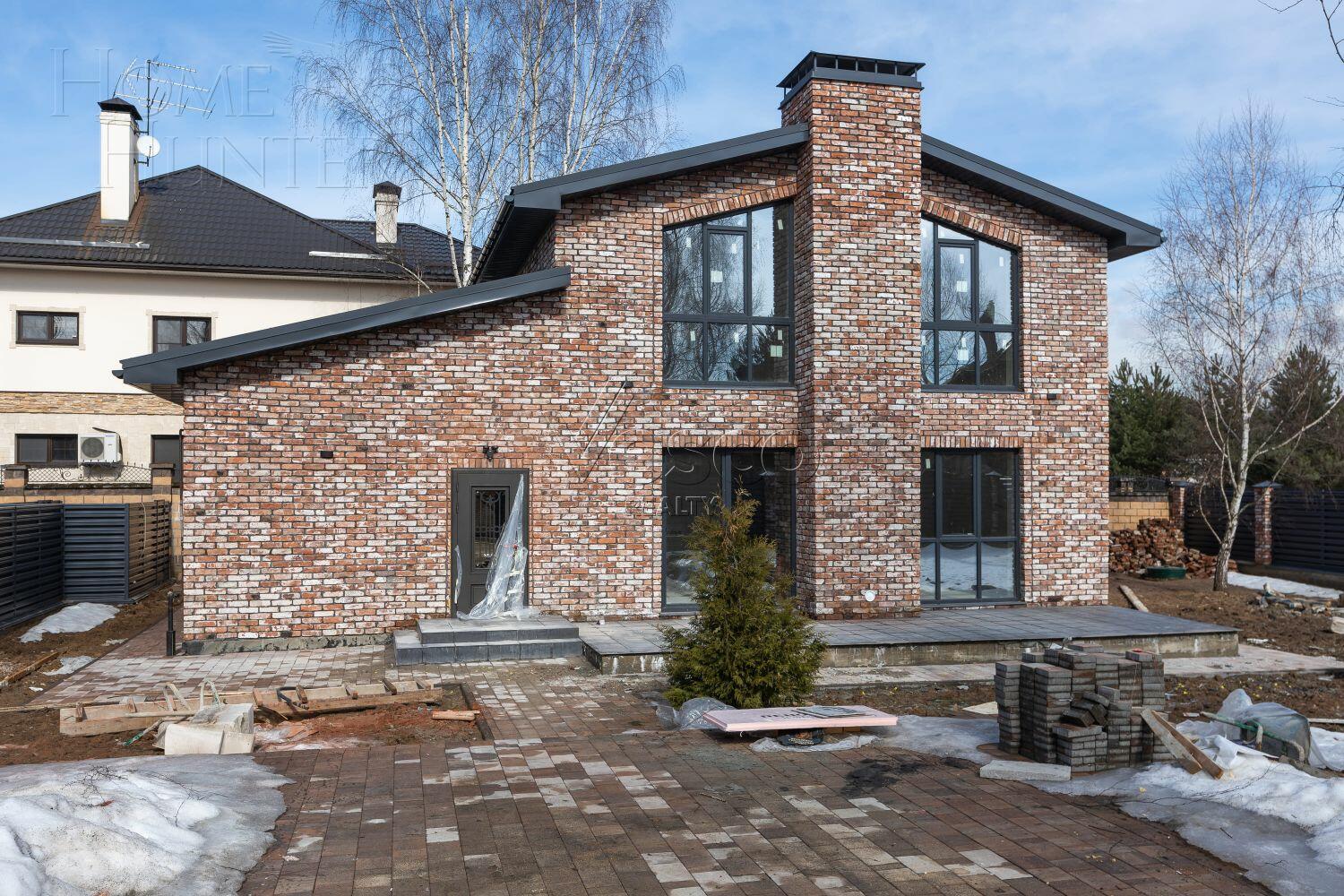 2-этажный коттедж 190 м² без отделки