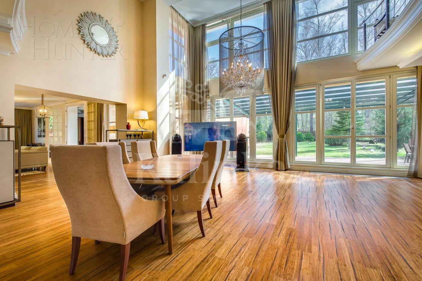 2-этажный коттедж 760 м² с отделкой