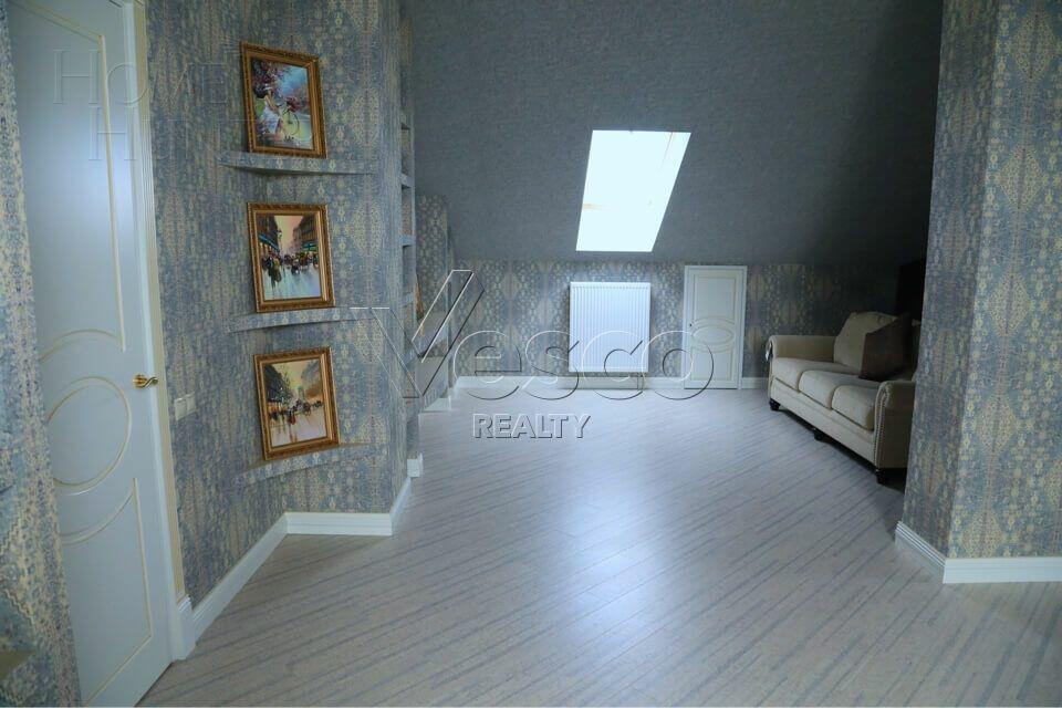 2-этажный коттедж 650 м² с отделкой