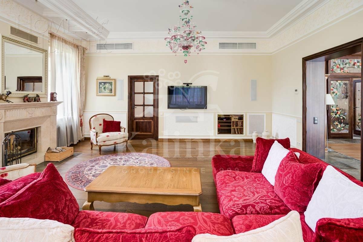 2-этажный коттедж 708 м² с отделкой