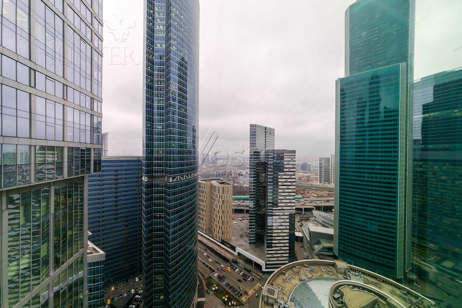 3-КОМН. АПАРТАМЕНТЫ С ОТДЕЛКОЙ 185 М² НА 33 ЭТАЖЕ