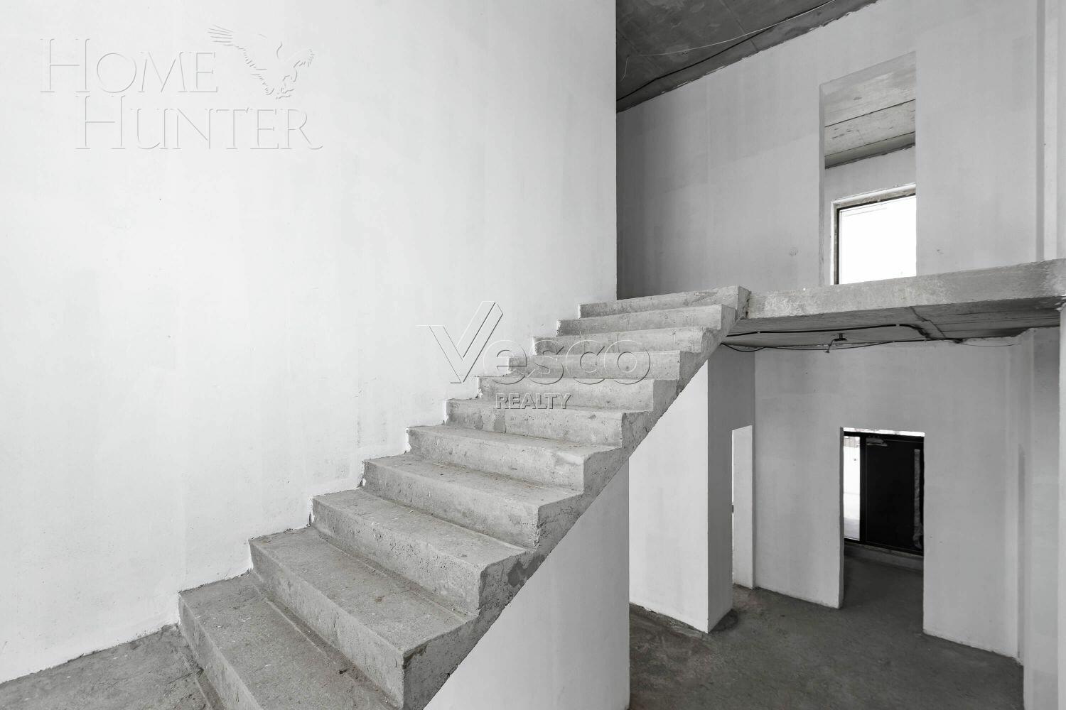 2-этажный коттедж 853.2 м² без отделки