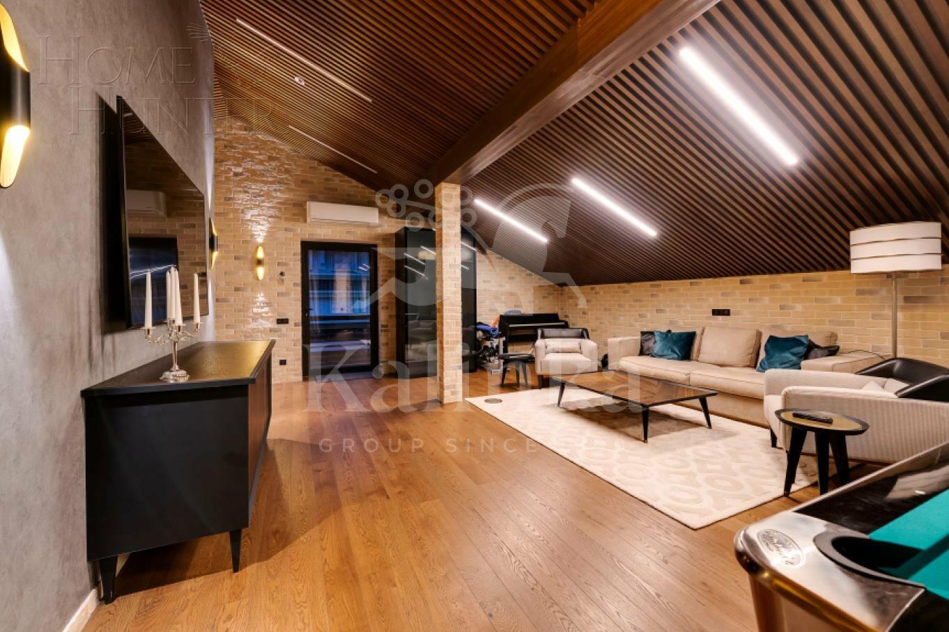 2-этажный коттедж 1 200 м² с отделкой