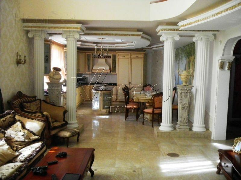 2-этажный коттедж 550 м² с отделкой