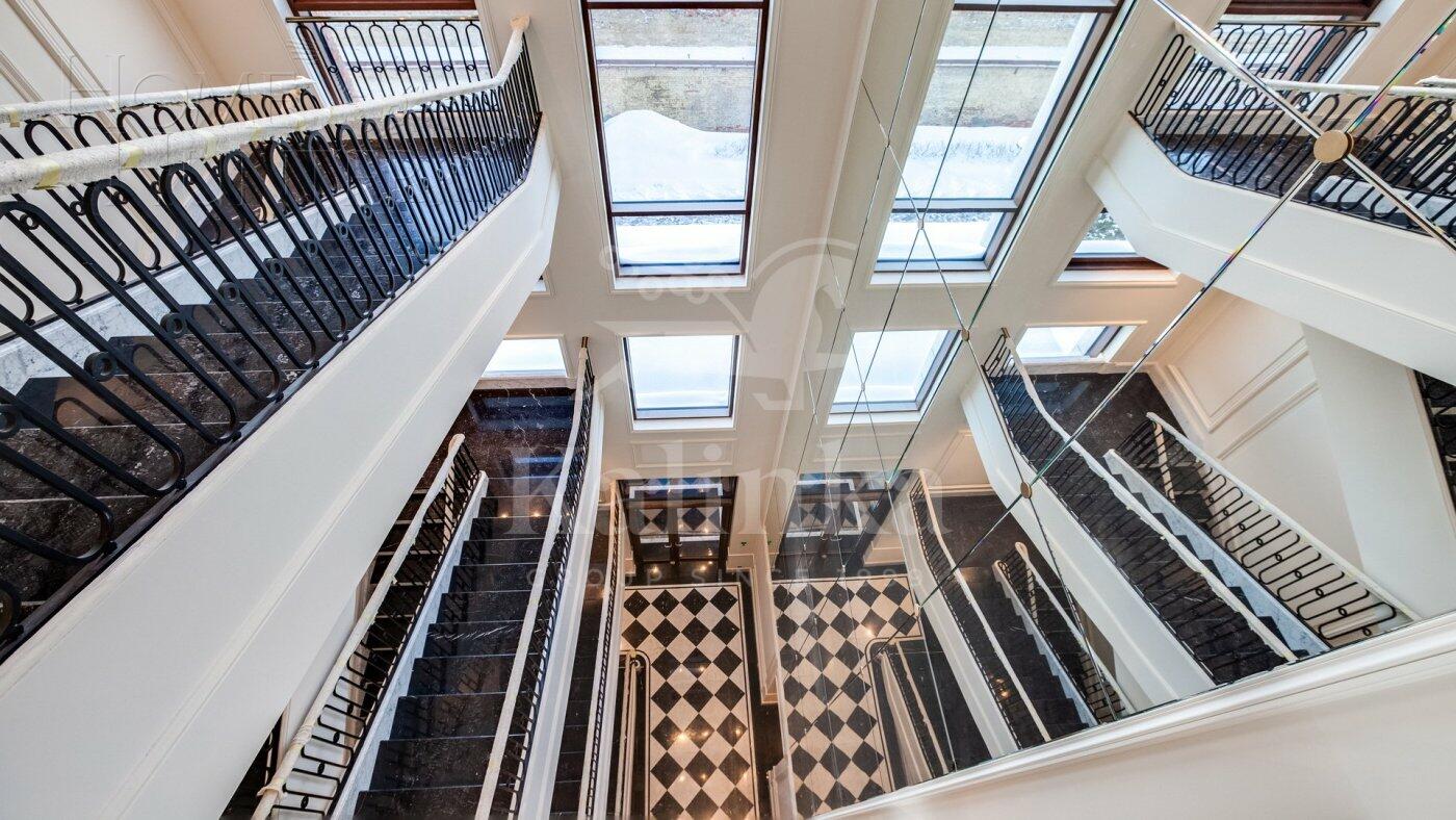 2-УРОВНЕВЫЙ ПЕНТХАУС БЕЗ ОТДЕЛКИ 251.8 М² НА 4 ЭТАЖЕ