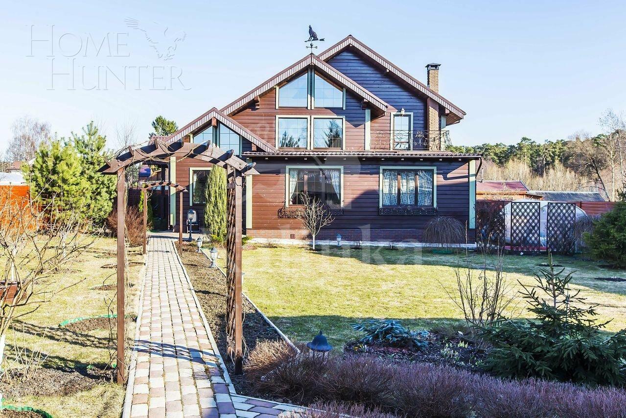 2-этажный коттедж 270 м² с отделкой