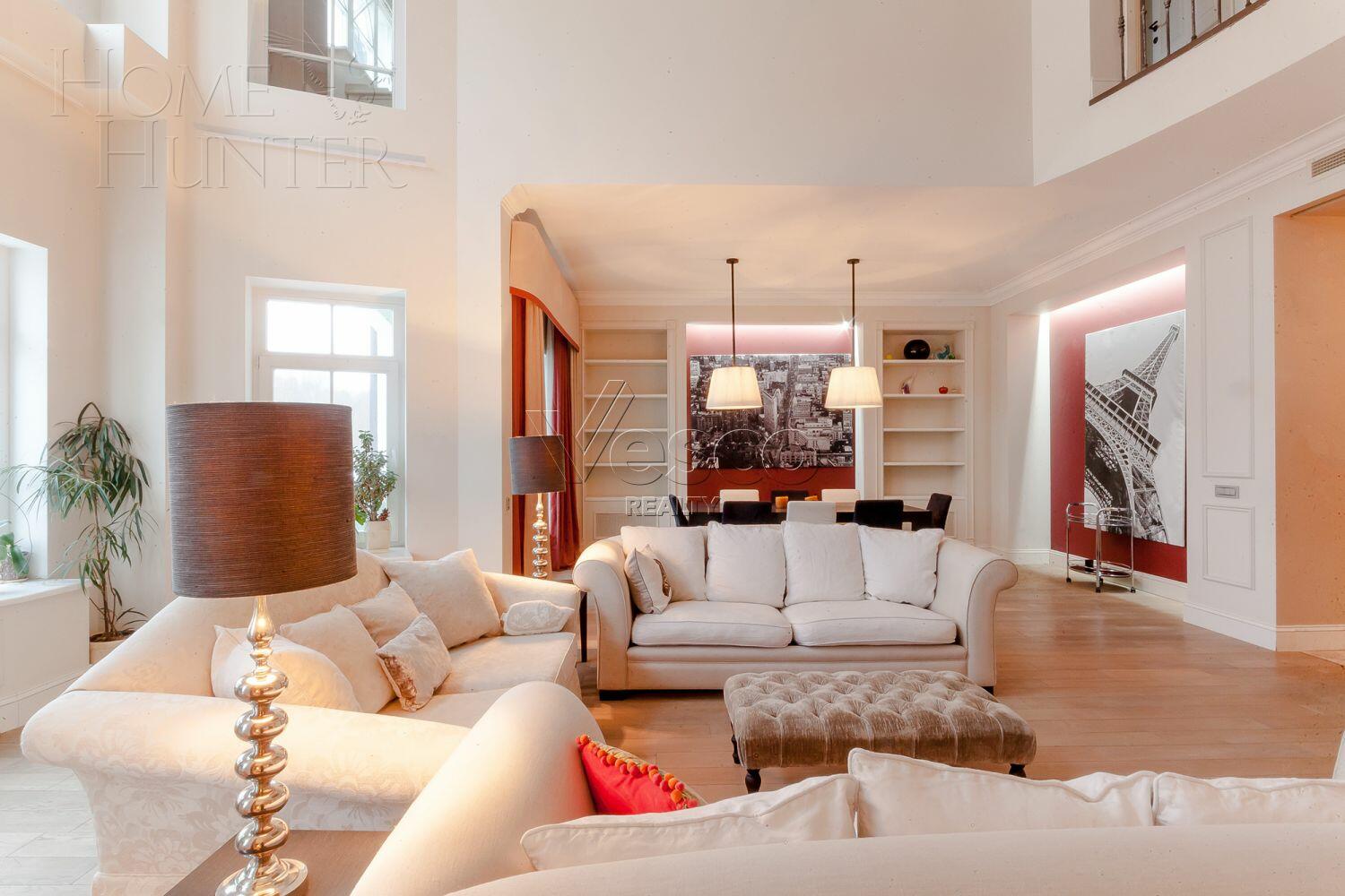 4-УРОВНЕВЫЙ ТАУНХАУС С ОТДЕЛКОЙ 610 М² НА 1 ЭТАЖЕ