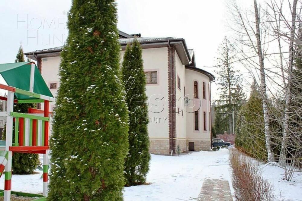 2-этажный коттедж 860 м² с отделкой