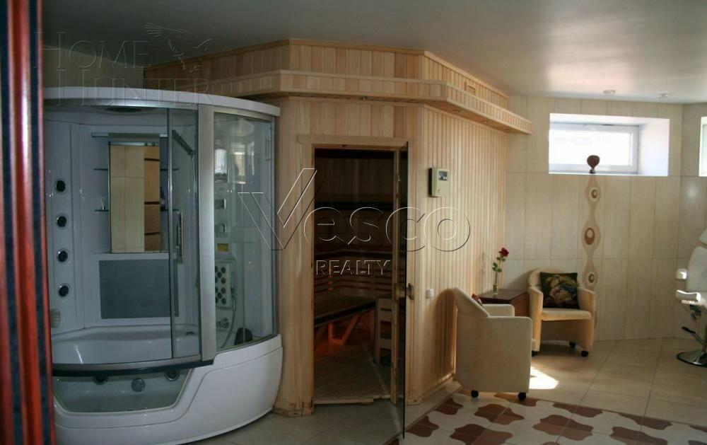 4-этажный коттедж 970 м² с отделкой