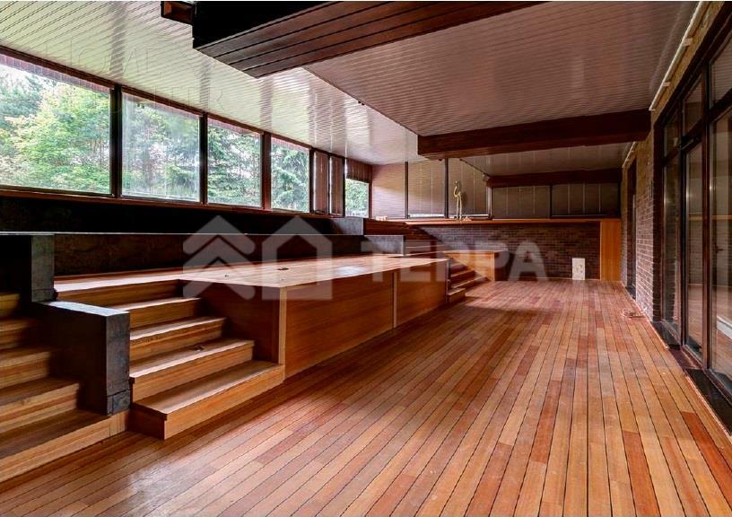 2-этажный коттедж 947 м² с отделкой