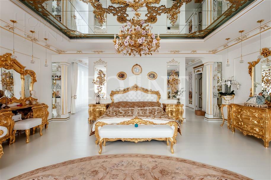 2-УРОВНЕВАЯ КВАРТИРА С ОТДЕЛКОЙ 721 М² НА 15 ЭТАЖЕ