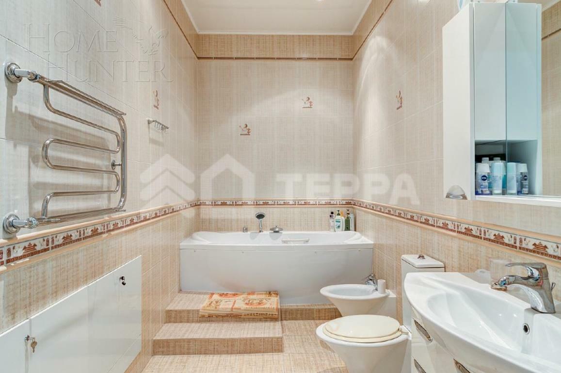 2-этажный коттедж 600 м² с отделкой