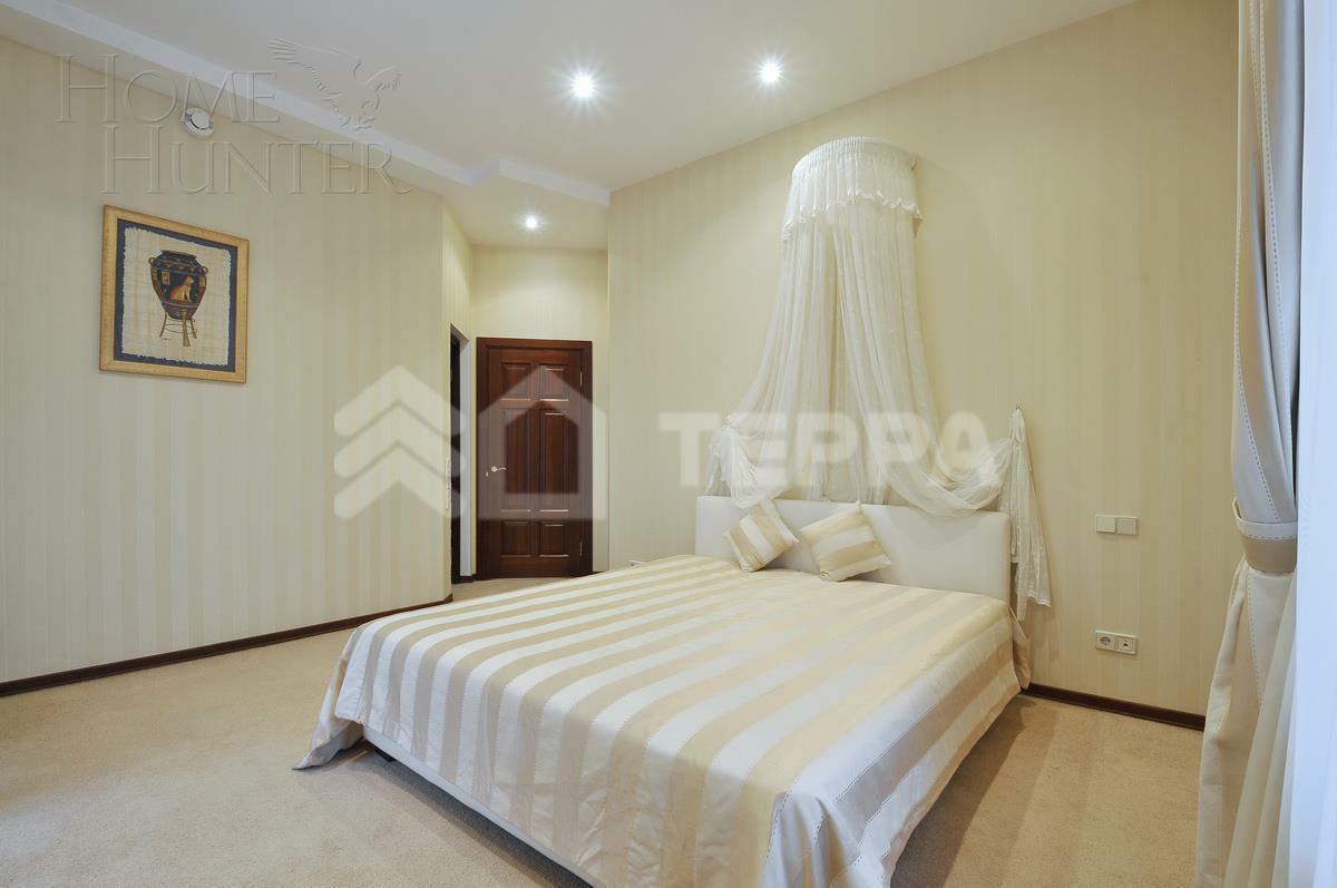 2-этажный коттедж 650 м² с отделкой