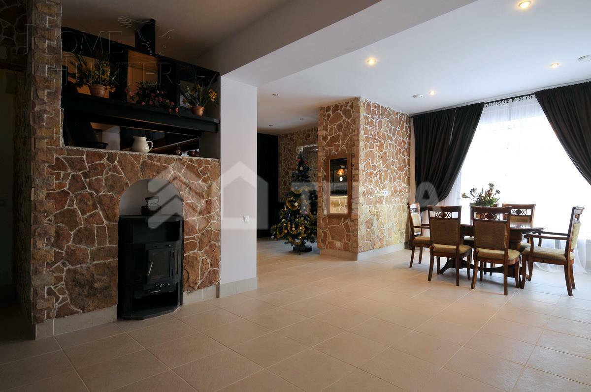 3-этажный коттедж 600 м² с отделкой