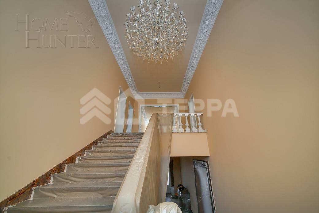 2-этажный коттедж 419.8 м² с отделкой