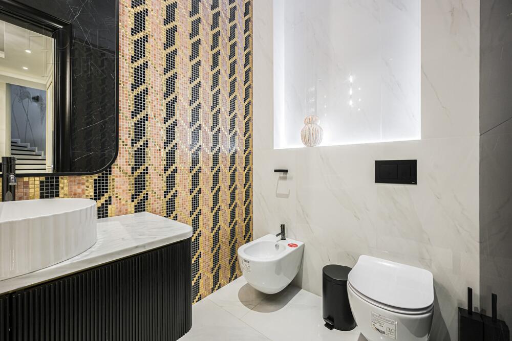 3-этажный коттедж 697 м² с отделкой