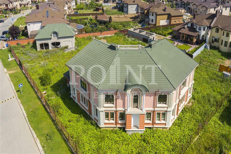 КОТТЕДЖ 780 м² без отделки