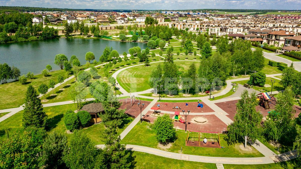 3-этажный таунхаус 278 м² без отделки