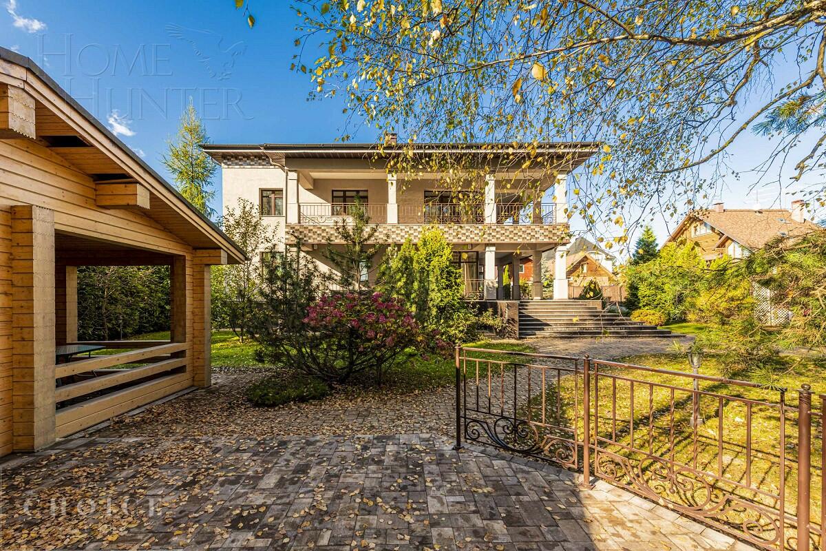 2-этажный коттедж 620 м² с отделкой