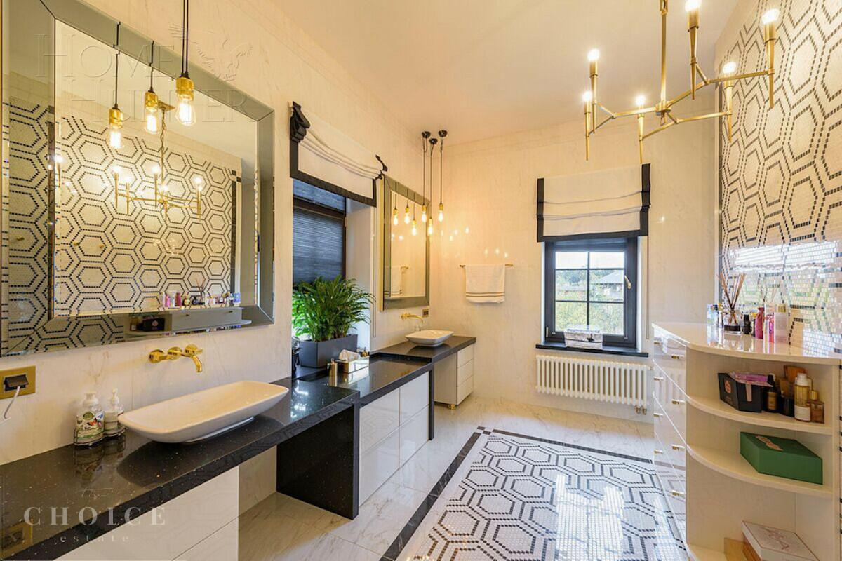 2-этажный коттедж 1 280 м² с отделкой