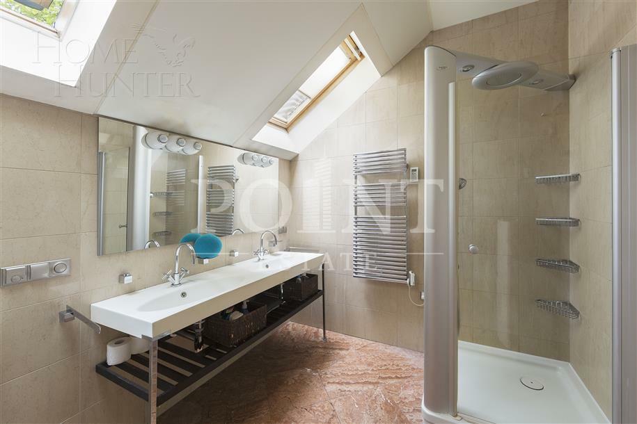 2-этажный коттедж 300 м² с отделкой