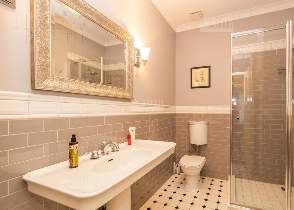 2-этажный коттедж 333 м² с отделкой