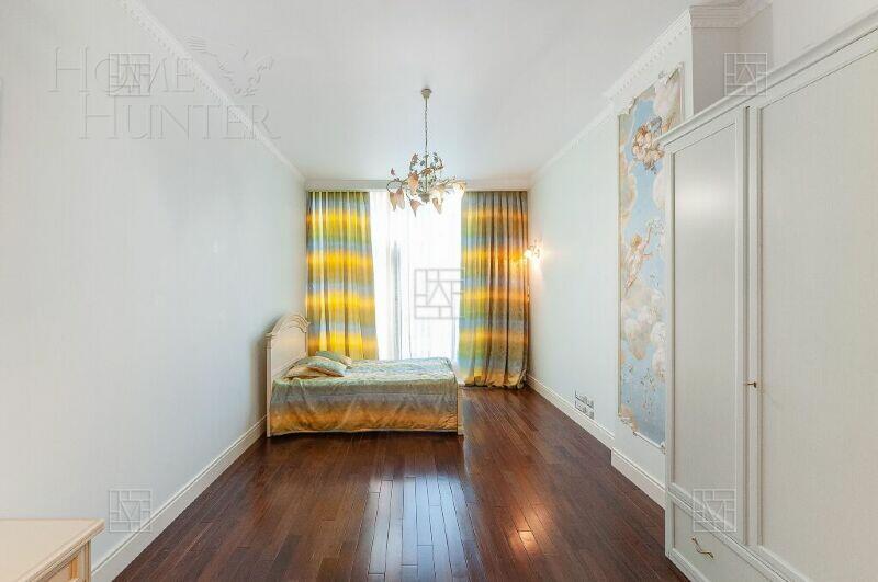 6-КОМН. КВАРТИРА С ОТДЕЛКОЙ 300.3 М² НА 4 ЭТАЖЕ