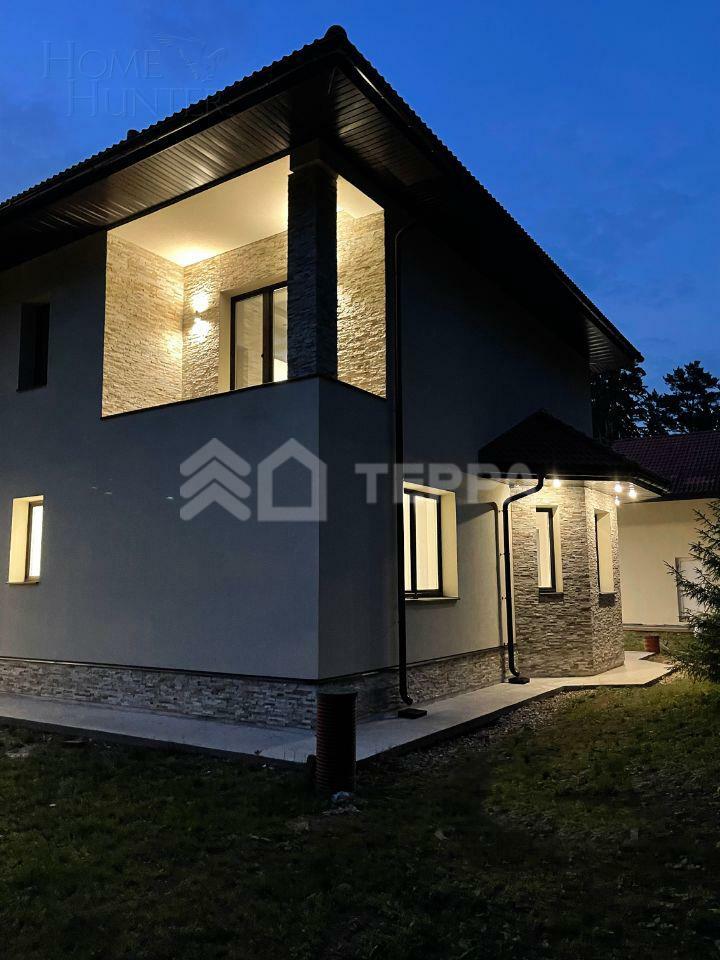 2-этажный коттедж 440 м² без отделки