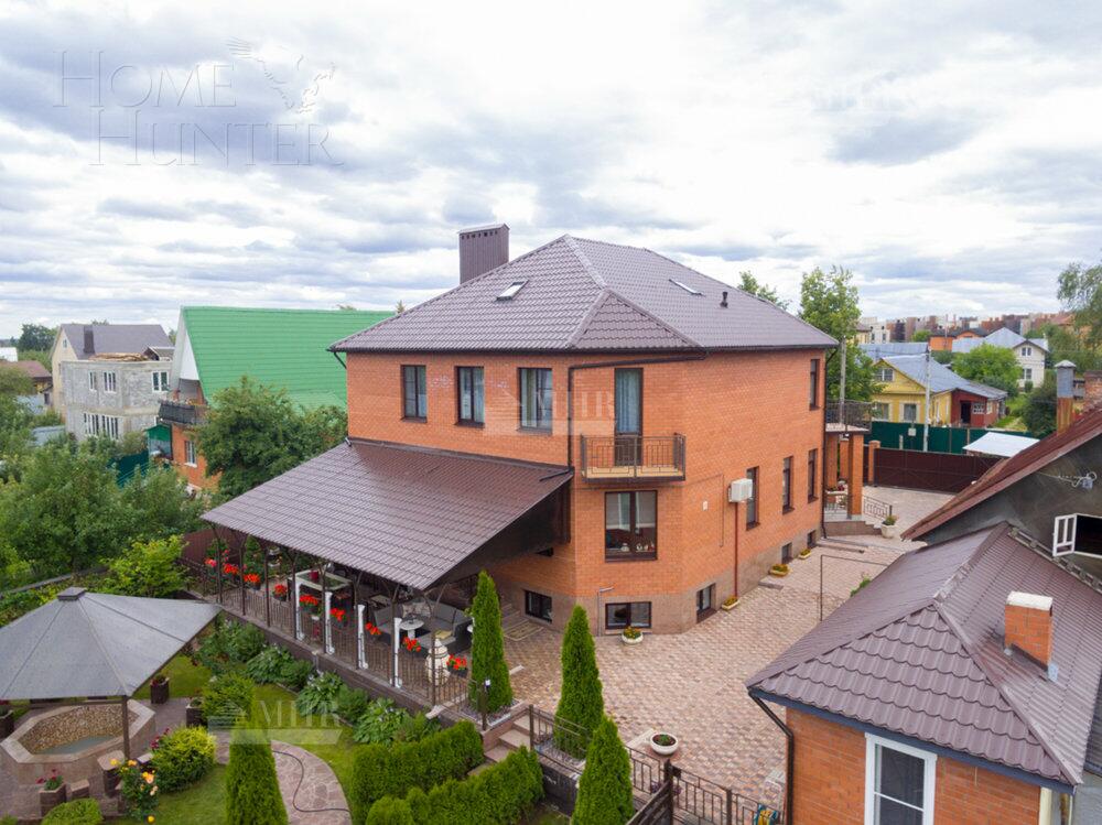 2-этажный коттедж 580 м² с отделкой