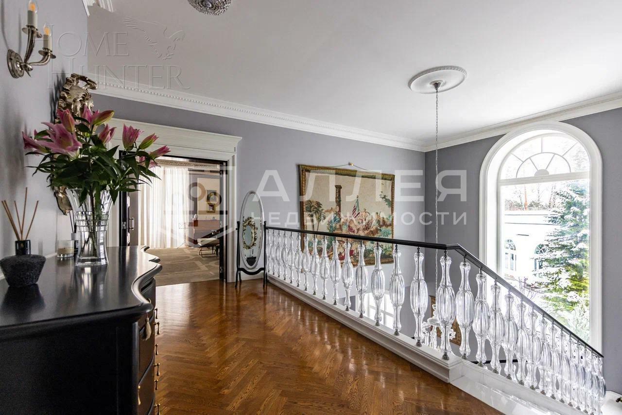 2-этажный коттедж 2 000 м² с отделкой