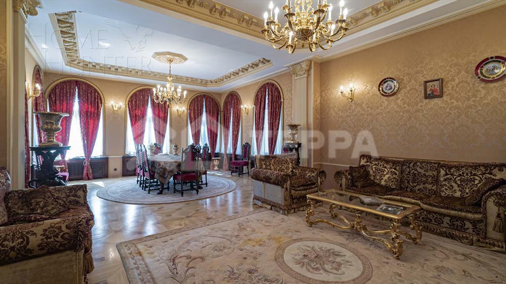 2-этажный коттедж 850 м² с отделкой