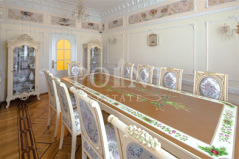 2-этажный коттедж 800 м² с отделкой