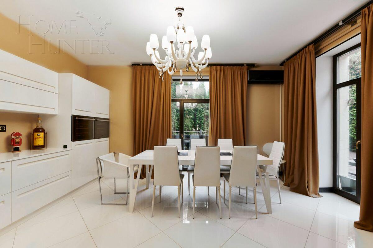 2-этажный коттедж 500 м² с отделкой