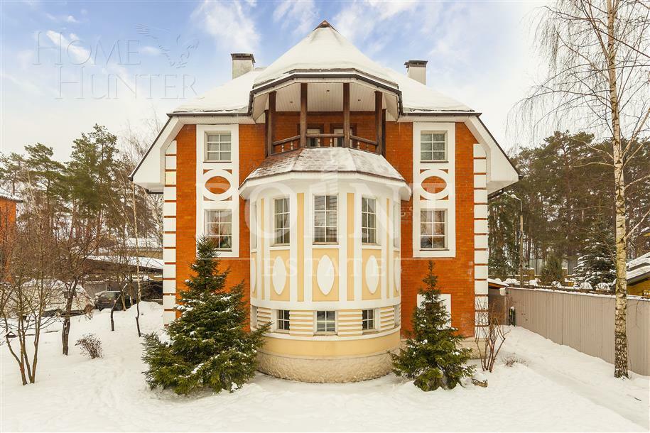 2-этажный коттедж 700 м² с отделкой