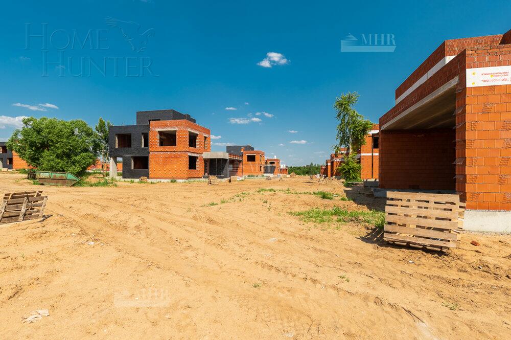 2-этажный коттедж 297.62 м² без отделки