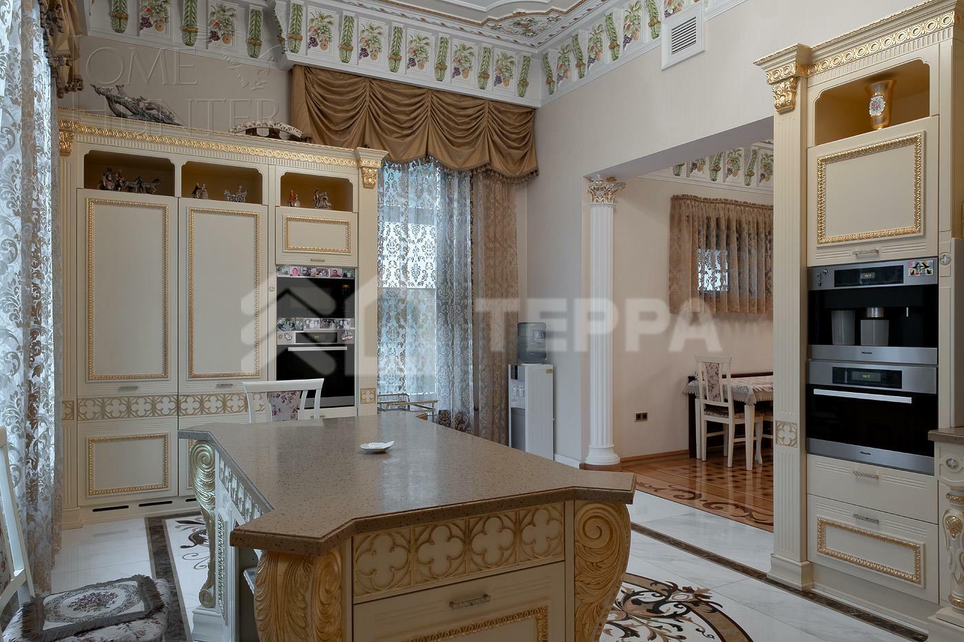 3-этажный коттедж 1 700 м² с отделкой