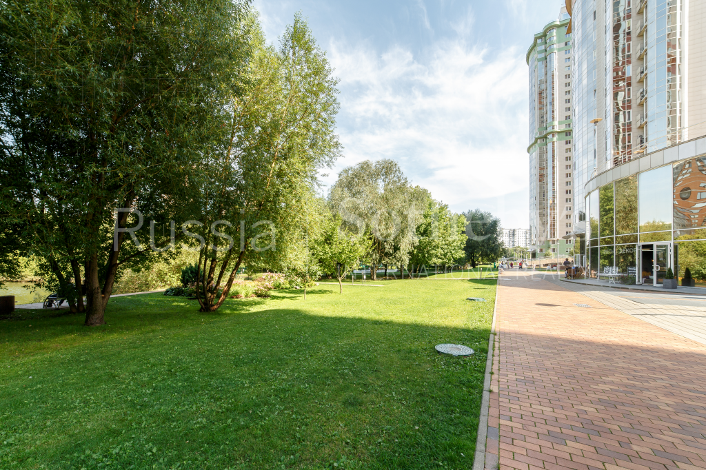 3-КОМН. КВАРТИРА С ОТДЕЛКОЙ 131 М² НА 4 ЭТАЖЕ