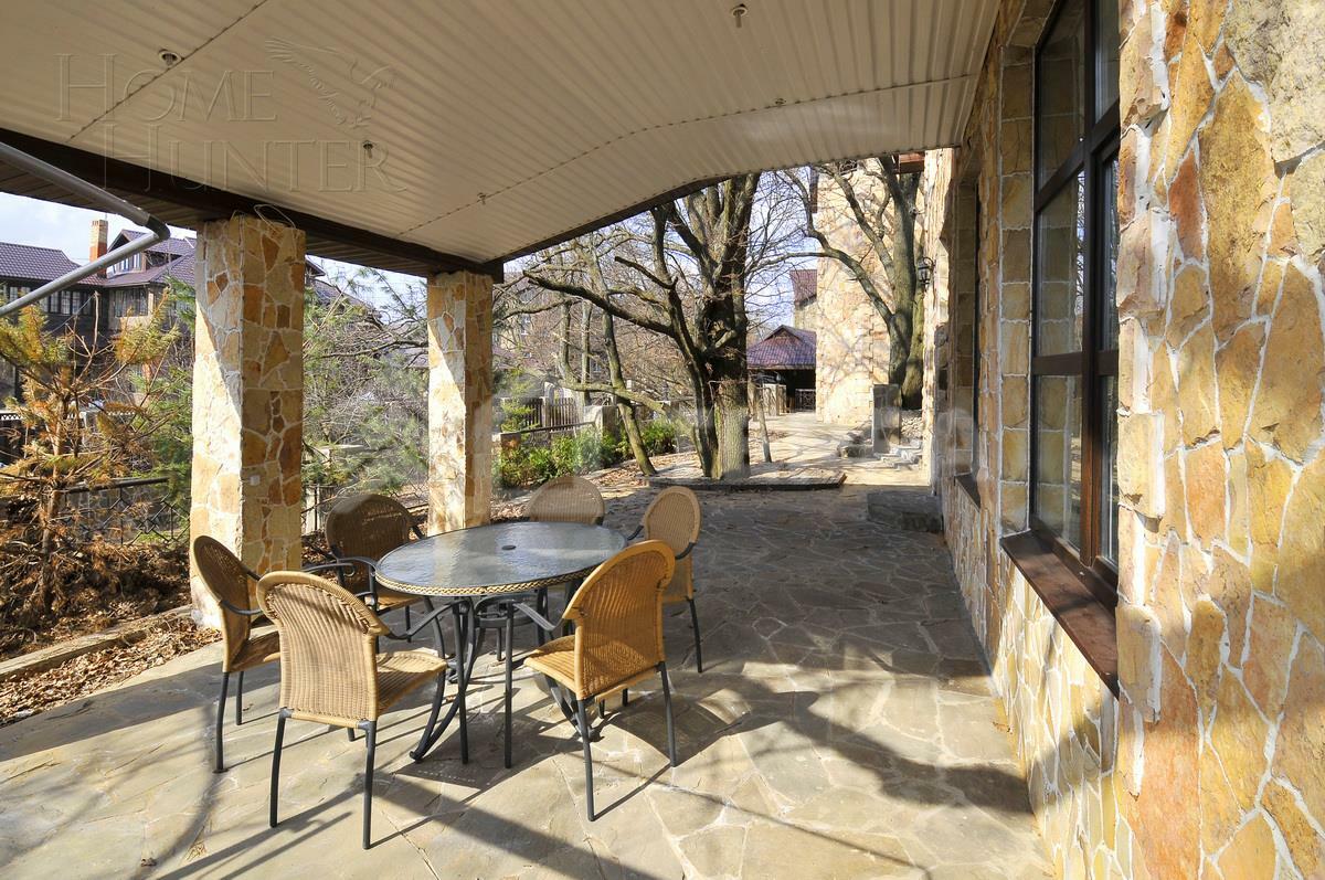 2-этажный коттедж 600 м² с отделкой