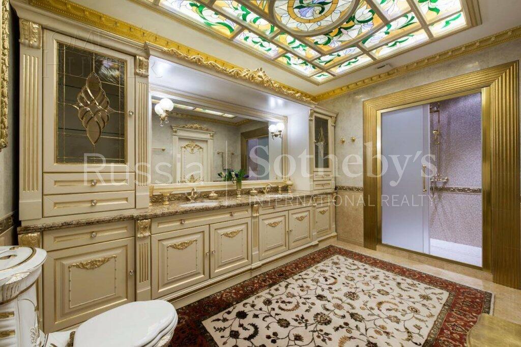 3-КОМН. КВАРТИРА С ОТДЕЛКОЙ 182.7 М² НА 2 ЭТАЖЕ