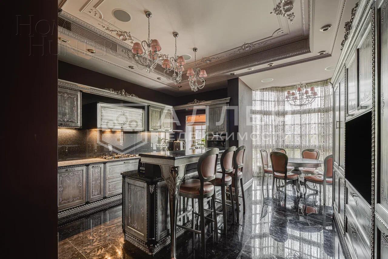 2-этажный коттедж 1 500 м² с отделкой