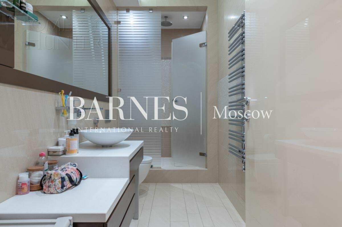 3-КОМН. КВАРТИРА С ОТДЕЛКОЙ 200.8 М² НА 5 ЭТАЖЕ