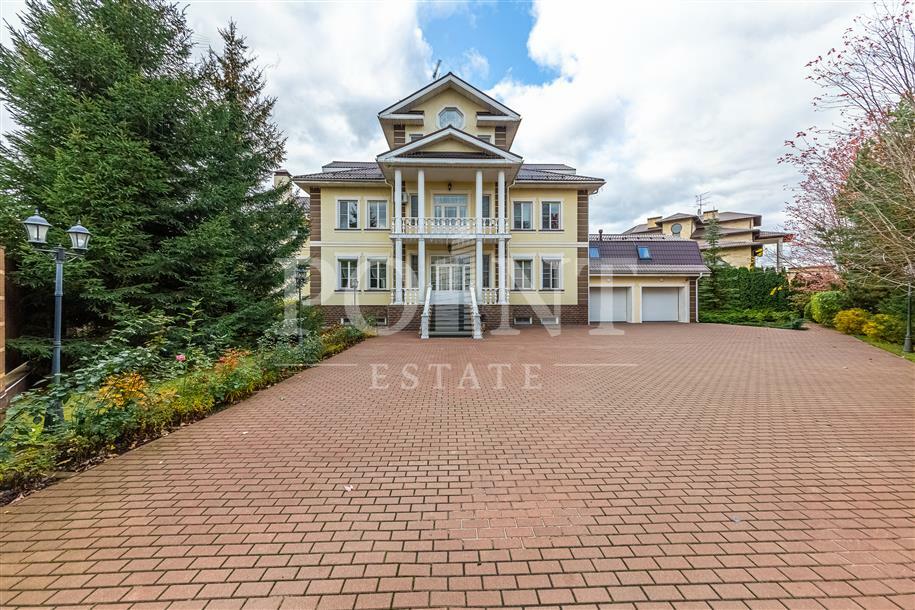 2-этажный коттедж 900 м² с отделкой