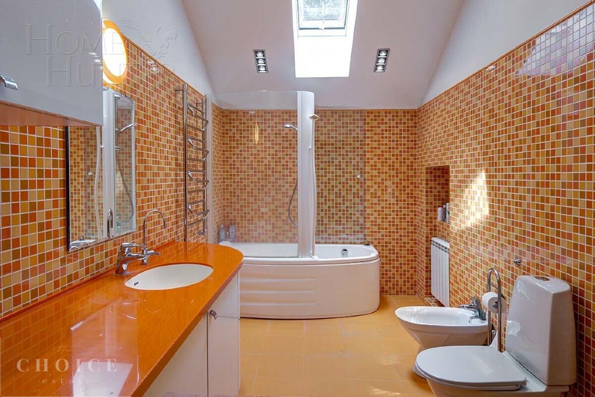 2-этажный коттедж 450 м² с отделкой