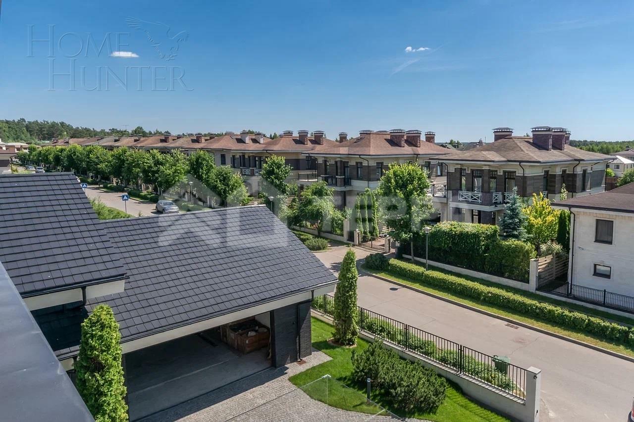 3-этажный коттедж 1 770 м² без отделки