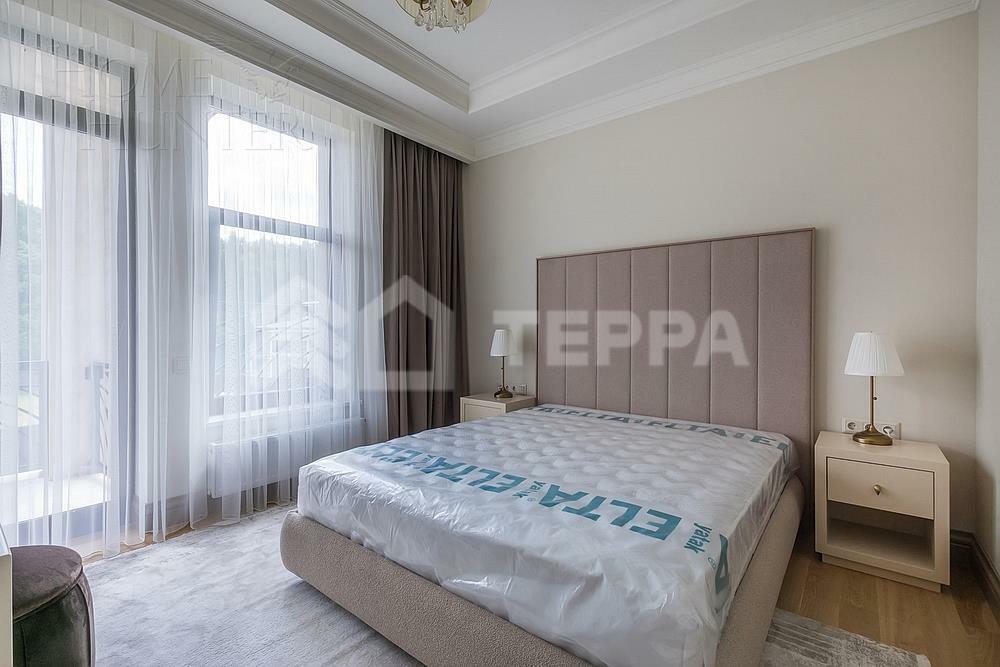 2-этажный коттедж 400 м² с отделкой