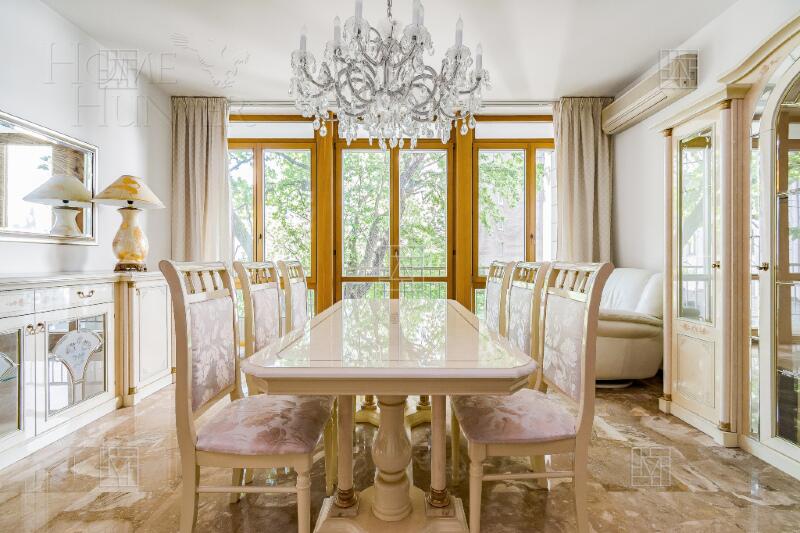 4-КОМН. КВАРТИРА С ОТДЕЛКОЙ 167 М² НА 2 ЭТАЖЕ