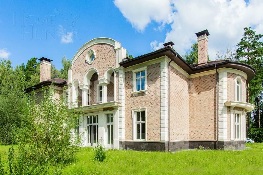 2-этажный коттедж 1 289 м² без отделки