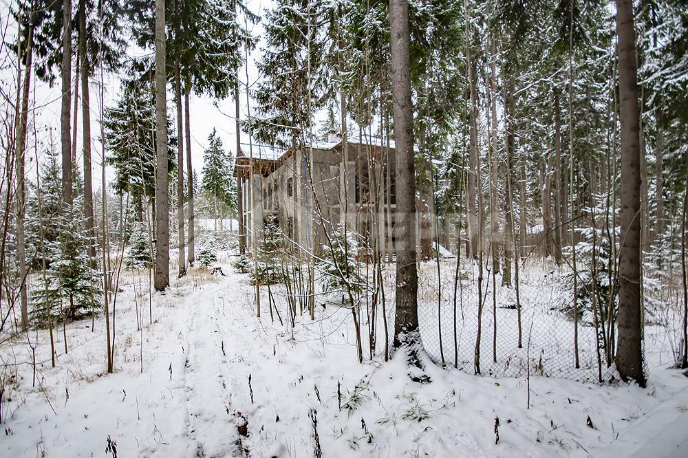 2-этажный коттедж 1 350 м² без отделки