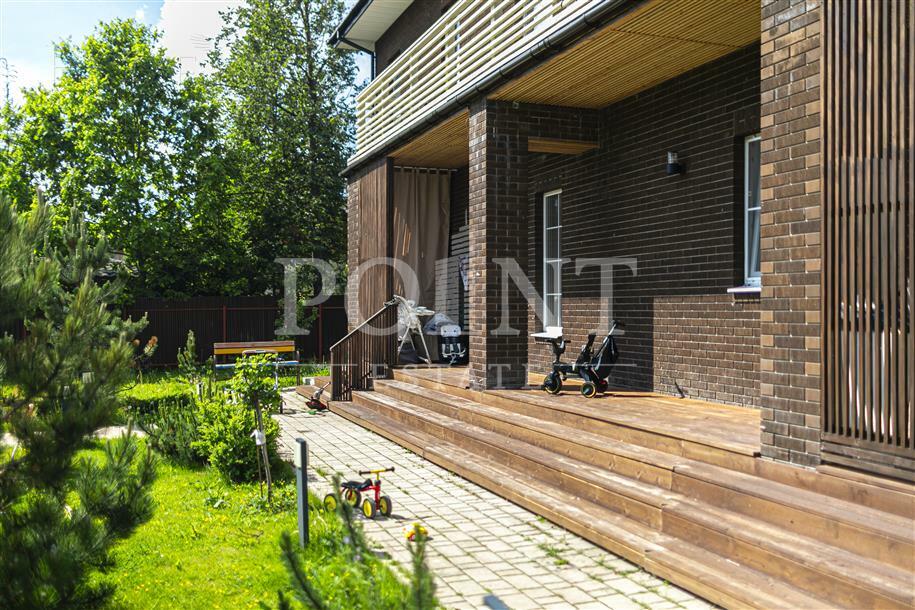 2-этажный коттедж 334 м² с отделкой