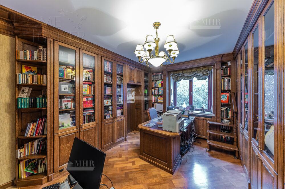 2-этажный коттедж 500 м² с отделкой